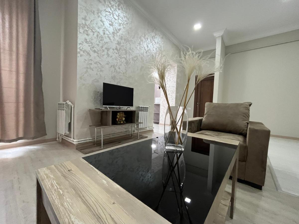 Appartement In Ереван Экстерьер фото