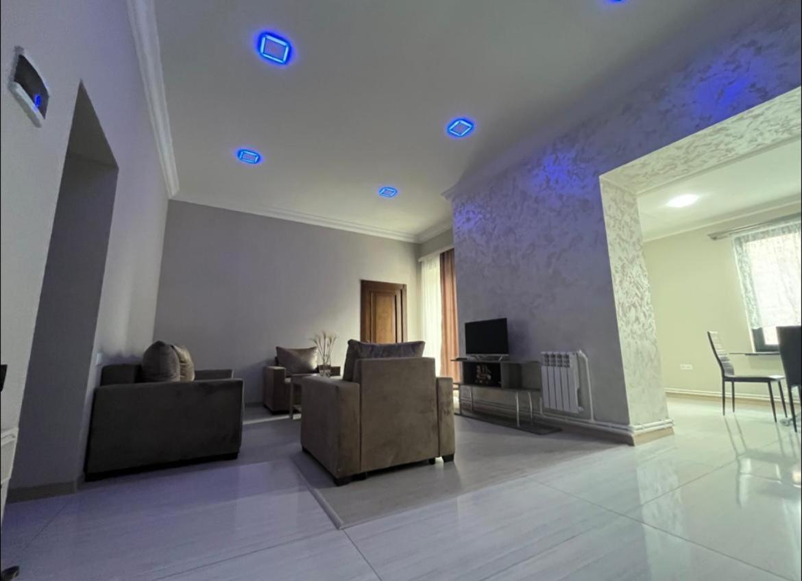 Appartement In Ереван Экстерьер фото